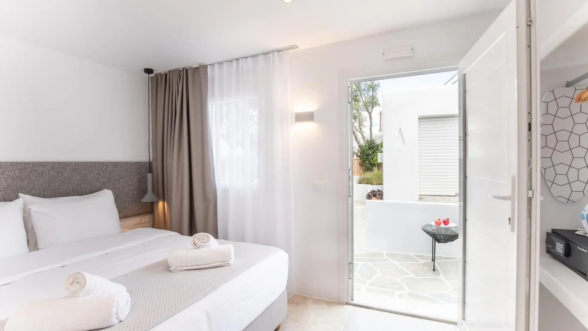 Mytheo Aparthotel Mykonos Town